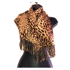 Animal printed scarf!